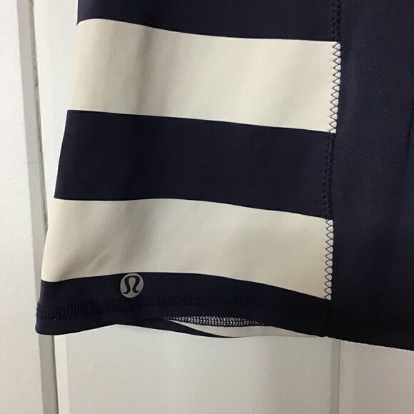 Lululemon Tank Navy & Cream Striped "Stuff Your Bra" Athleisure Tank, Size - 4 - Picture 6 of 8